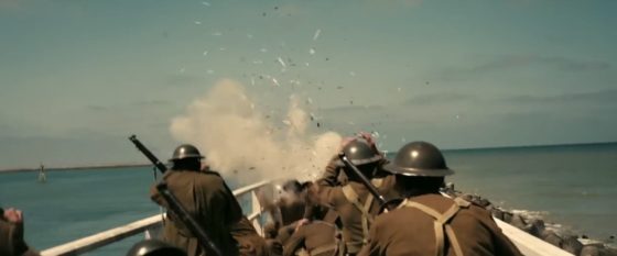 Napínavý válečný film Christophera Nolana.